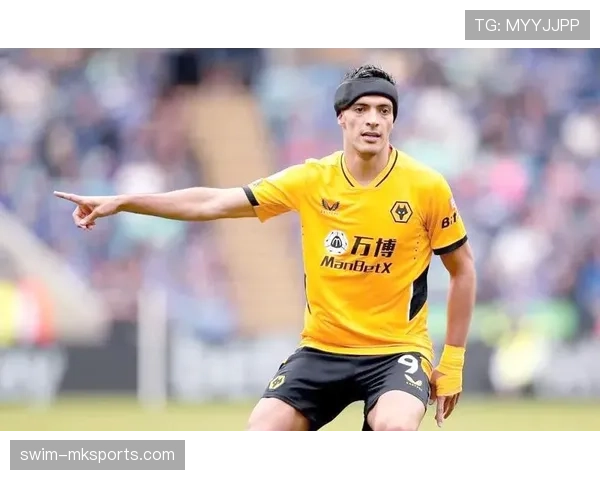 希门尼斯重返英超,助球队冲击欧战资格引关注 希门尼斯重返英超,助球队冲击欧战资格引关注